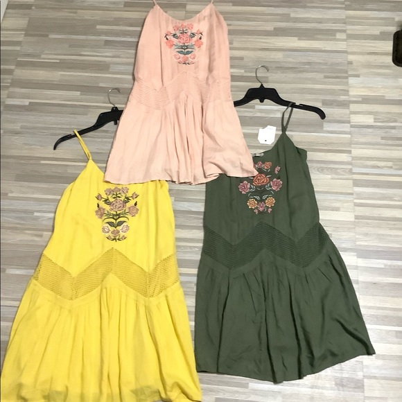 3 NEW Wonderly Dresses With lining, sleeveless MEDIUM, viscose, polyester - Picture 1 of 13